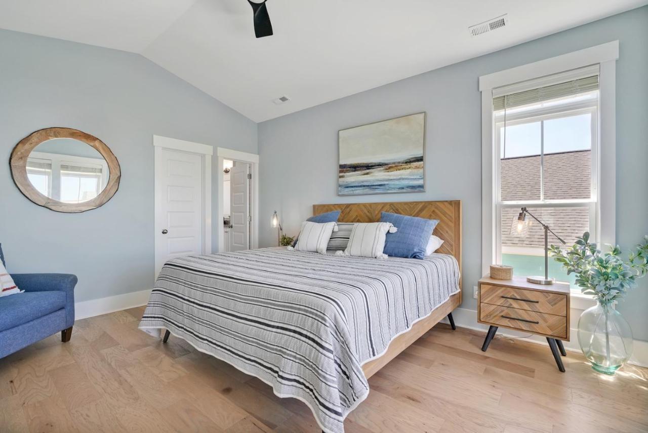 Seas The Day Villa Oak Island Exterior photo